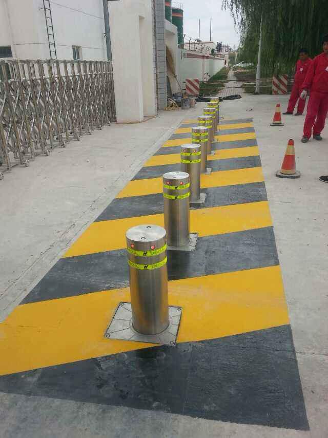 Guangming automatic lifting column installation factory - semi-automatic lifting column installation site