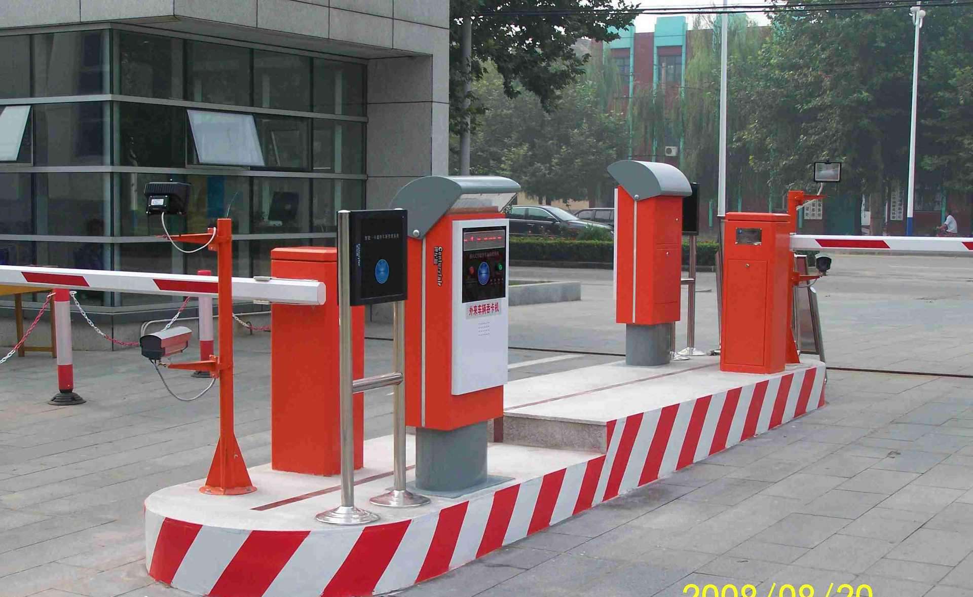 Nanshan community license plate recognition monitoring installation / preferred manufacturer of electronic induction parking system