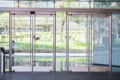 Automatic door manufacturer for enterprise cost reduction and efficiency